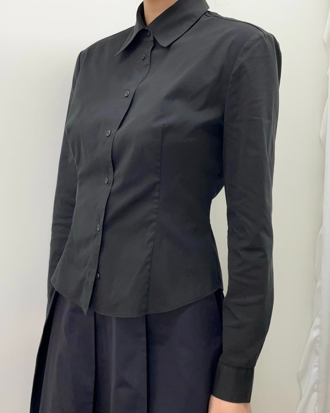 prada 클래식 블랙 셔츠 상품이미지2