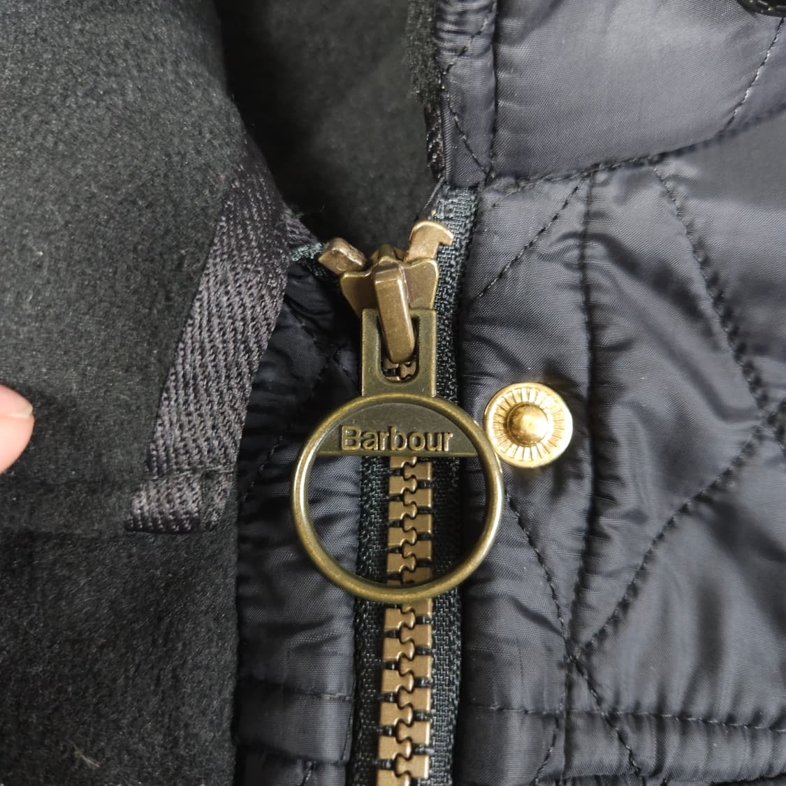 바버 인터네셔널 폴라퀼트 자켓 상품이미지5