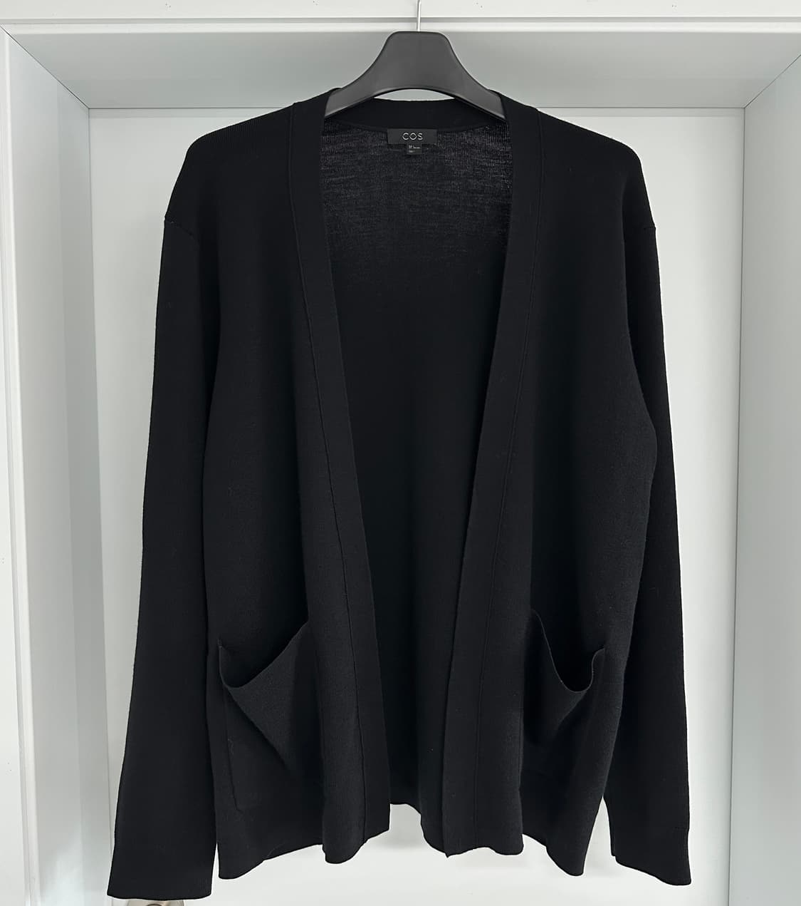 [COS] 남성 블랙 루즈핏 가디건 상품이미지5