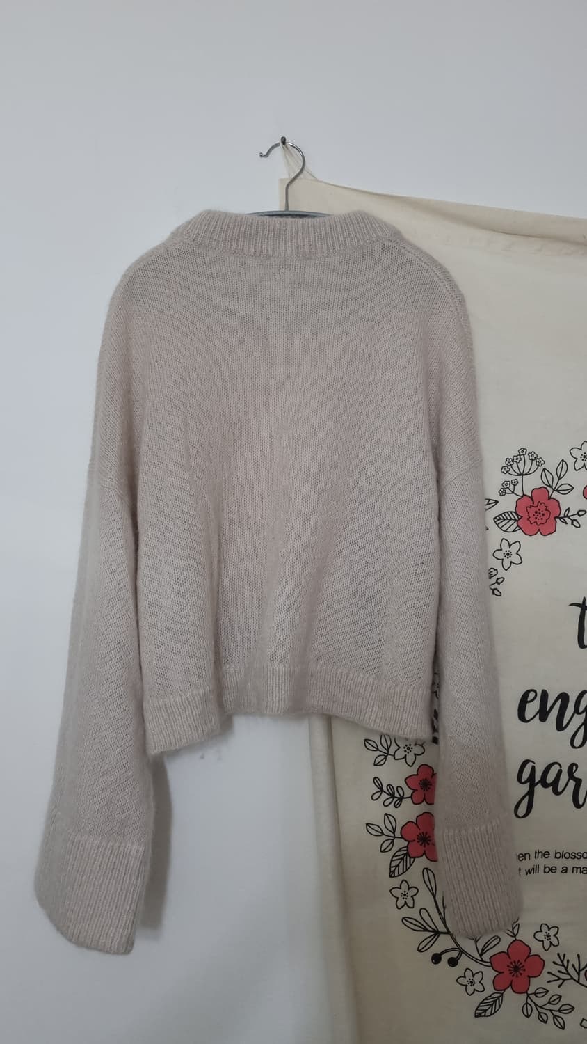 앤아더스토리즈 와이드 소매 모헤어 스웨터 상품이미지5