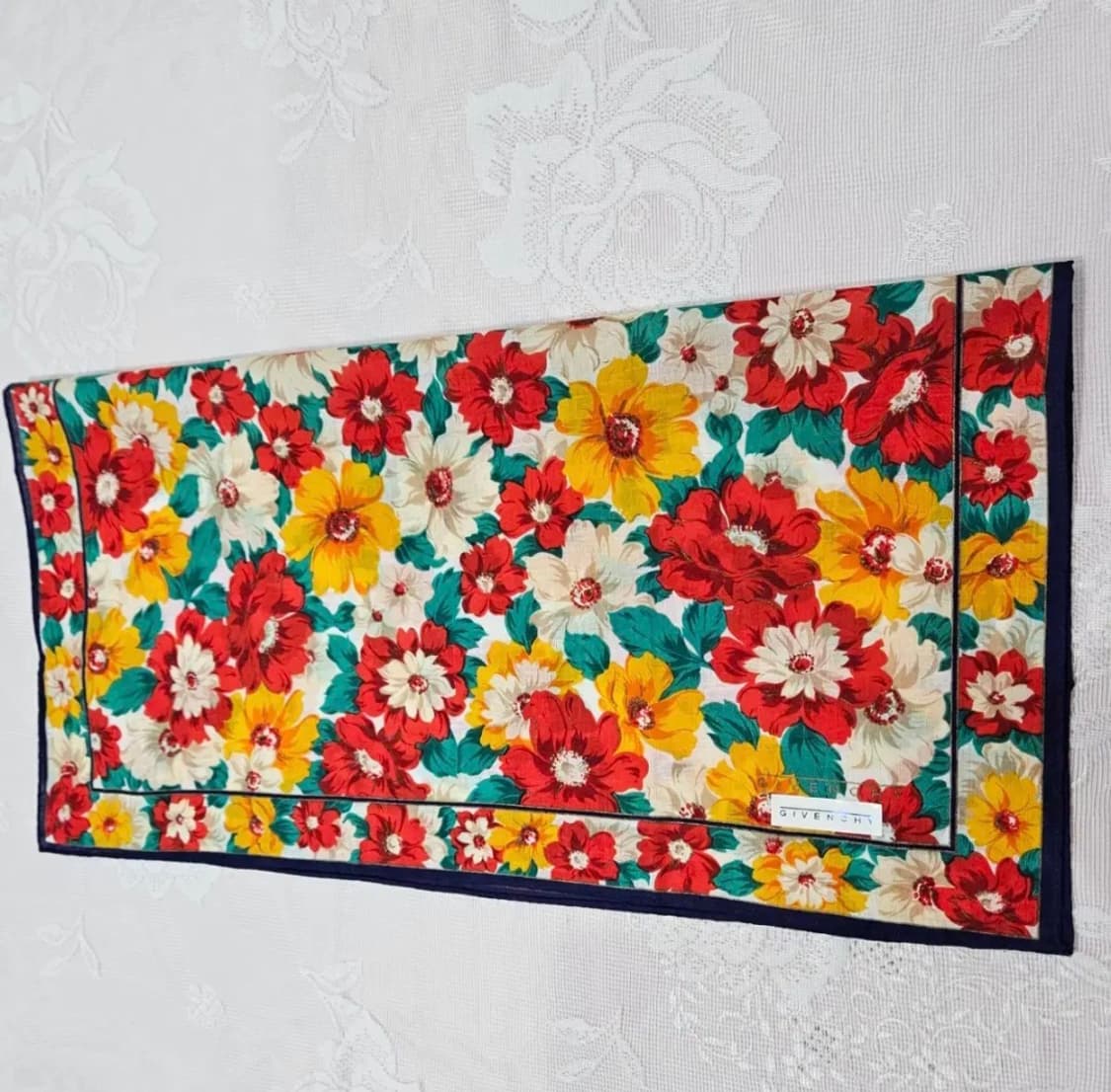 지방시 플라워 패턴 쁘띠손수건 상품이미지3