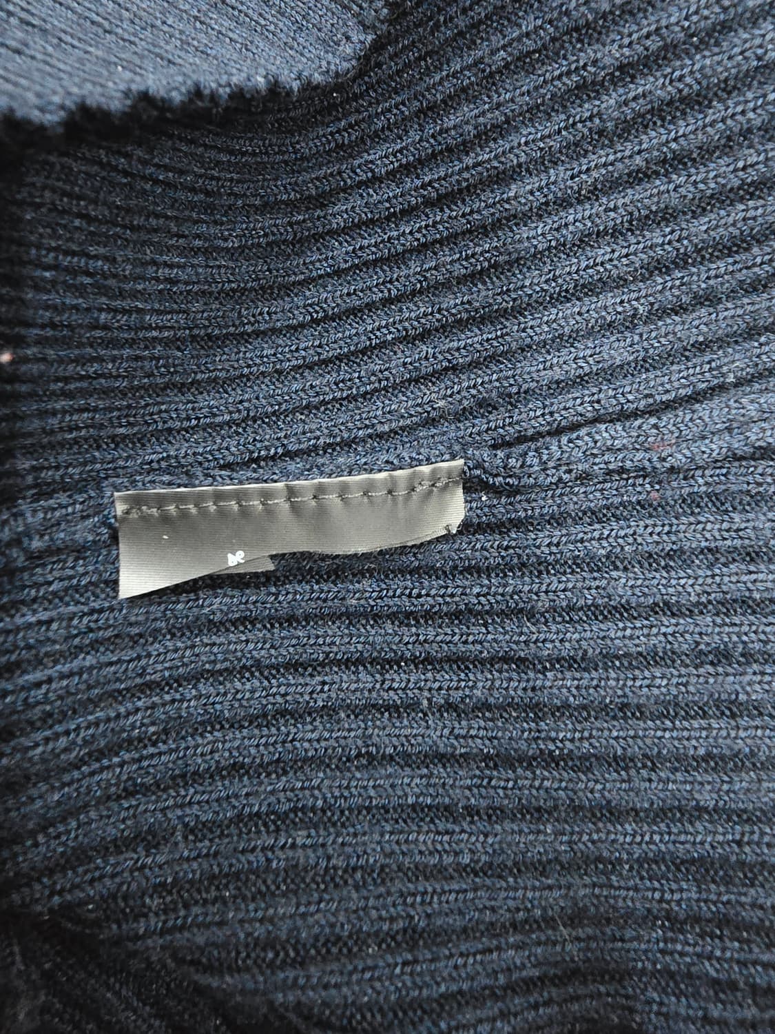 띠어리  반팔 카라 니트m 상품이미지9