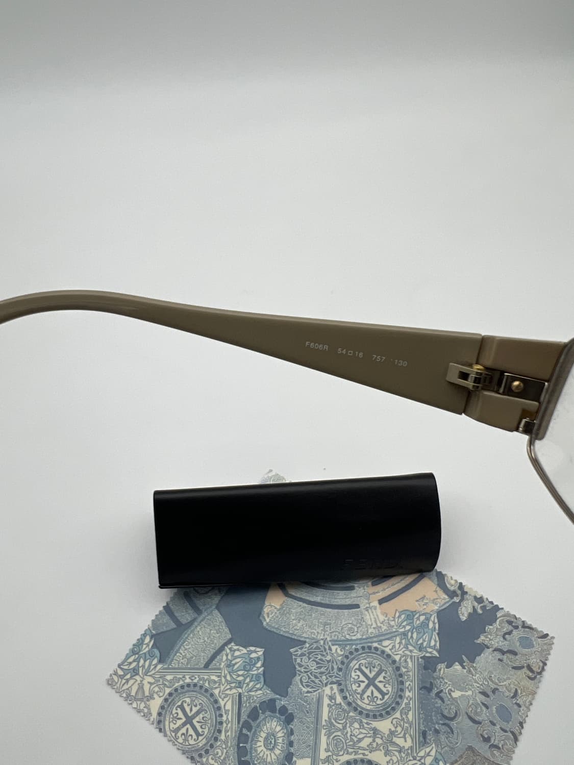 펜디 FENDI 메탈 캣아이 안경 F606R 상품이미지8