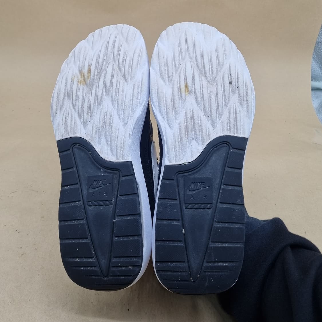 나이키 에어맥스 노스텔짚 운동화250 상품이미지3