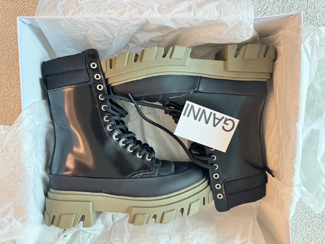 Ganni outdoor boots 가니 아웃도어 부츠(새상품) 상품이미지2
