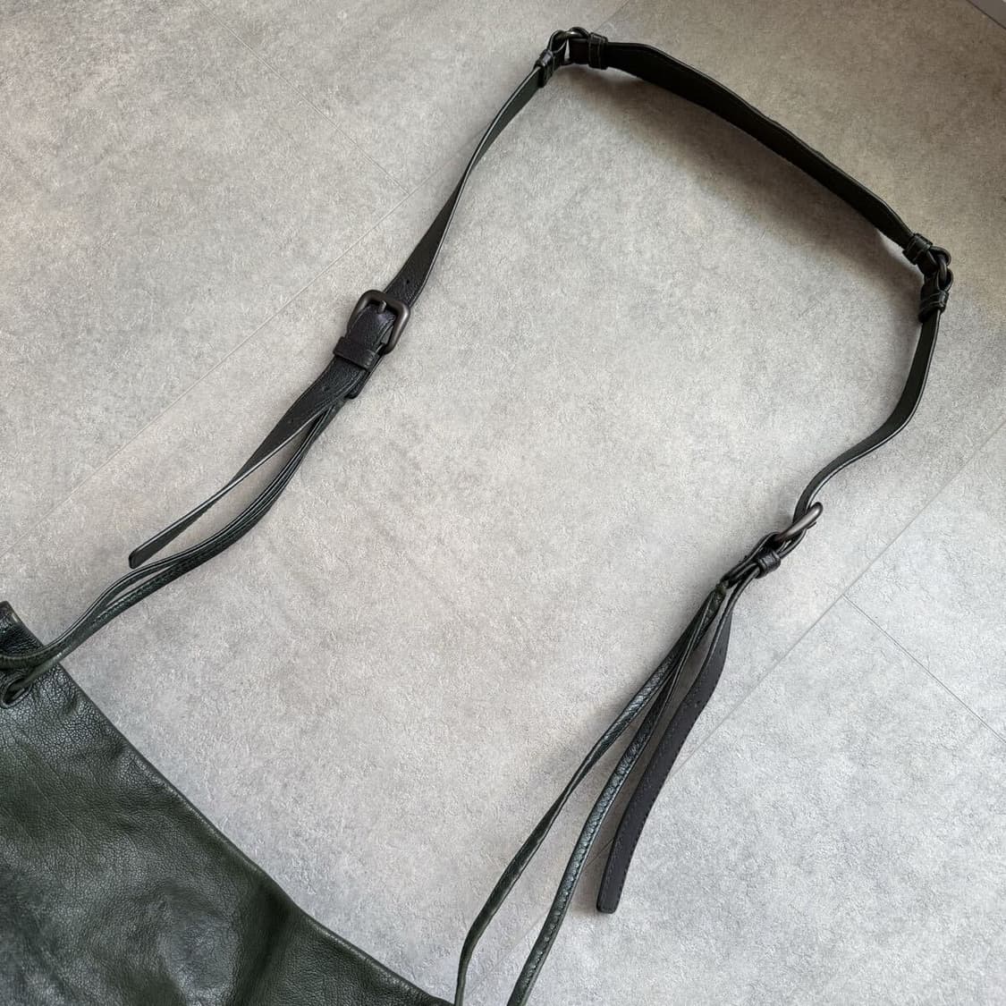 보테가베네타 인트레치아토 가죽 보스톤백 상품이미지8