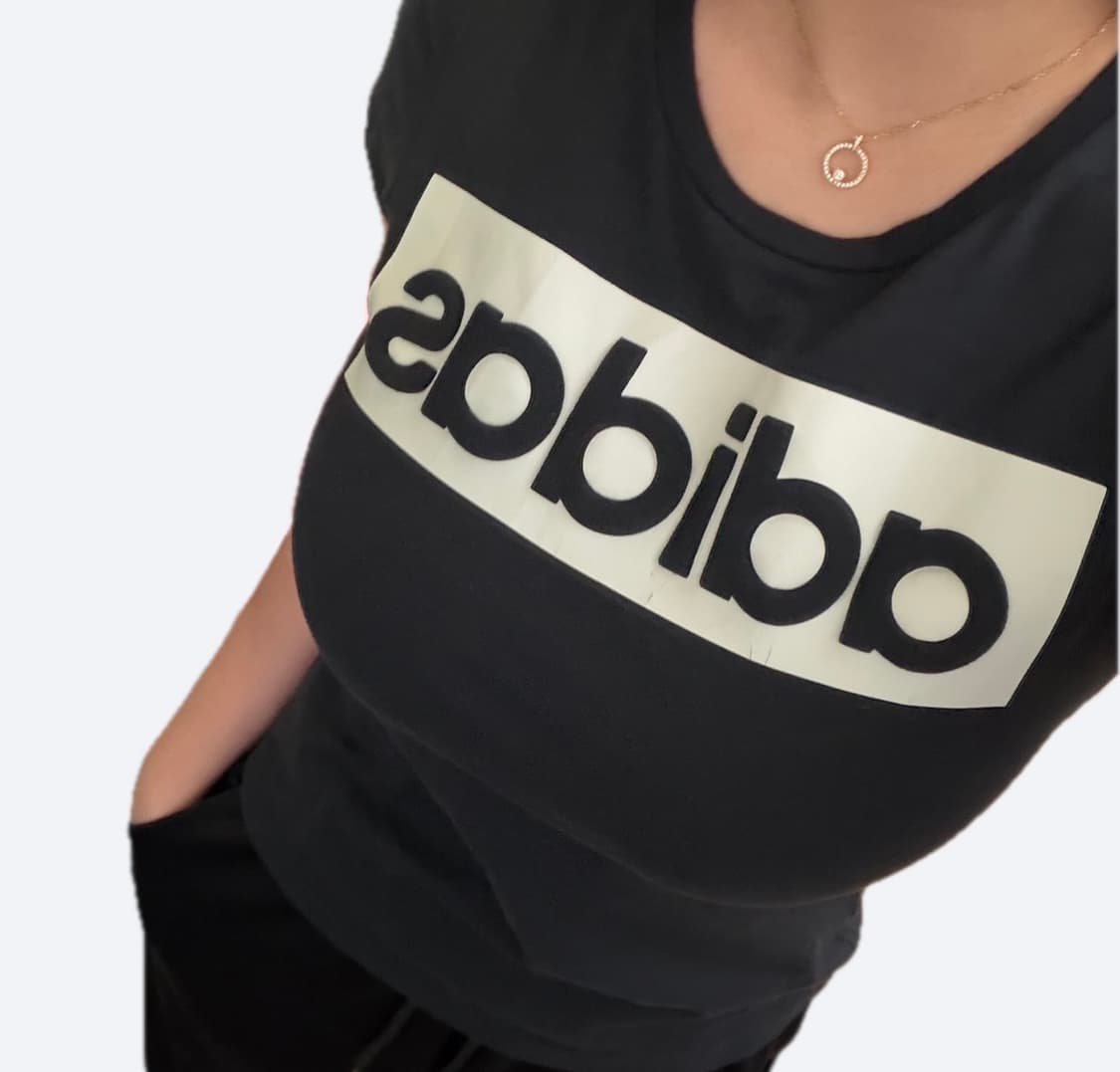 🖤아디다스 딱붙핏 빅로고 블랙 반팔 티셔츠🖤 상품이미지1