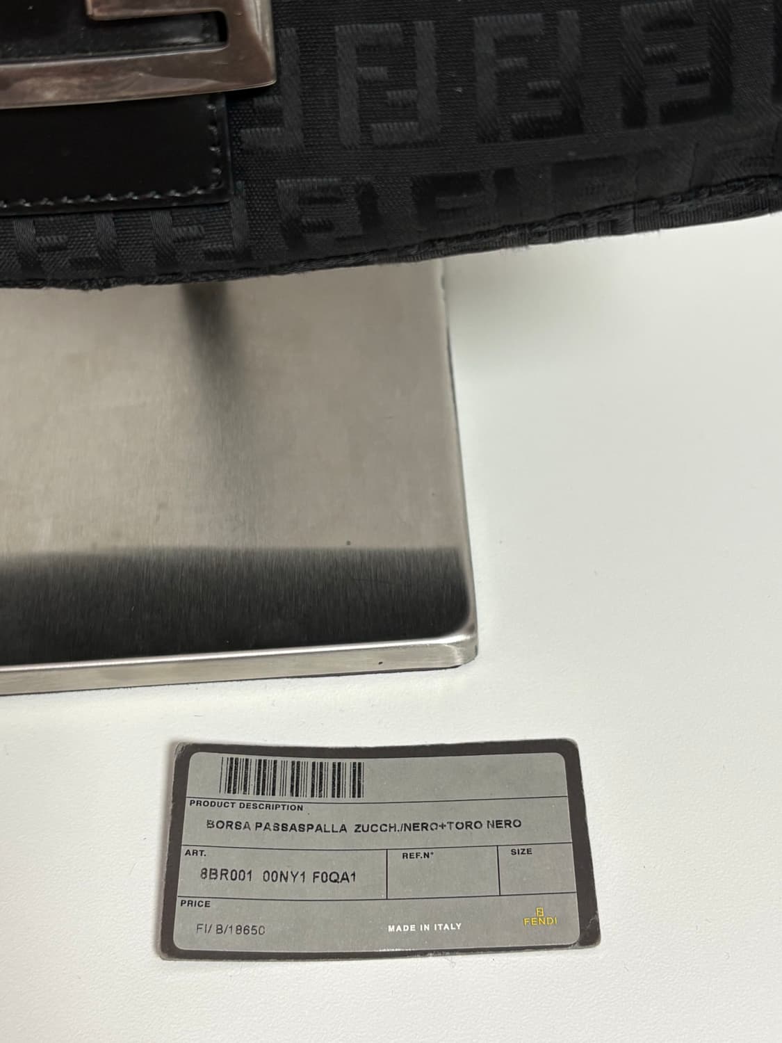 펜디 주키노 맘마백 블랙 상품이미지9