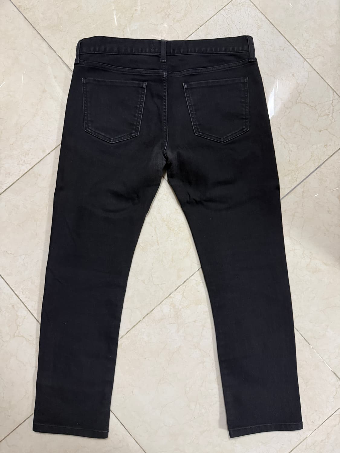 유니클로 블랙 데님 32인치 상품이미지3