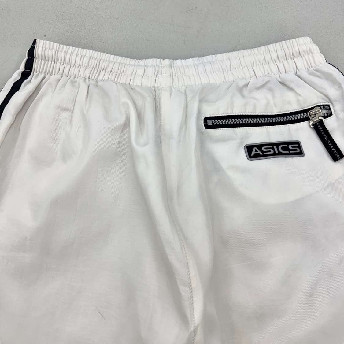 아식스 00s 올드스쿨 바람막이 트랙팬츠 상품이미지4