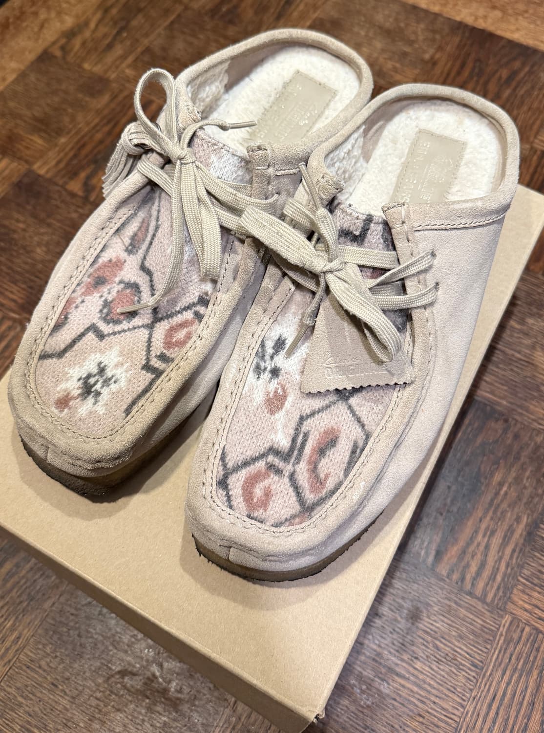 [UK8] 클락스 빔즈 엔드 왈라비 뮬 메이플 상품이미지1