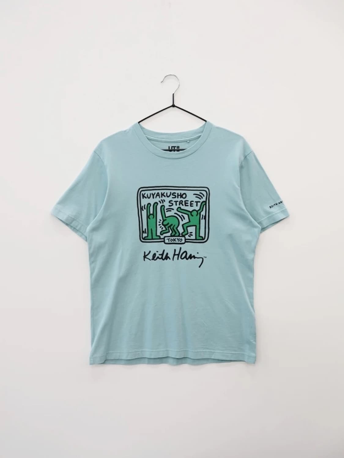 Uniqlo UT Keith Haring Blue Tee 상품이미지3