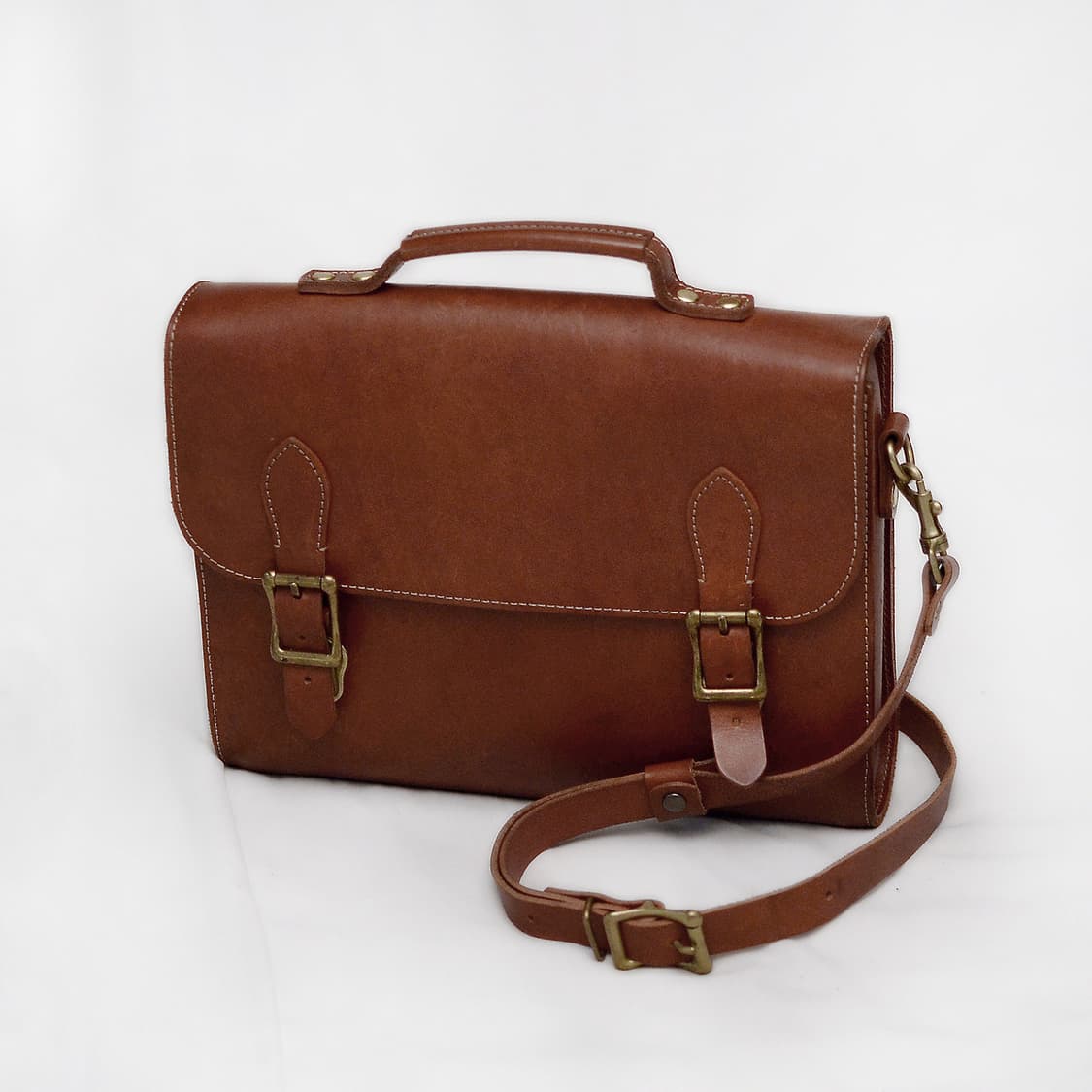 헤비츠 103 핸드메이드 베지터블 레더 타블릿 브리프 상품이미지1