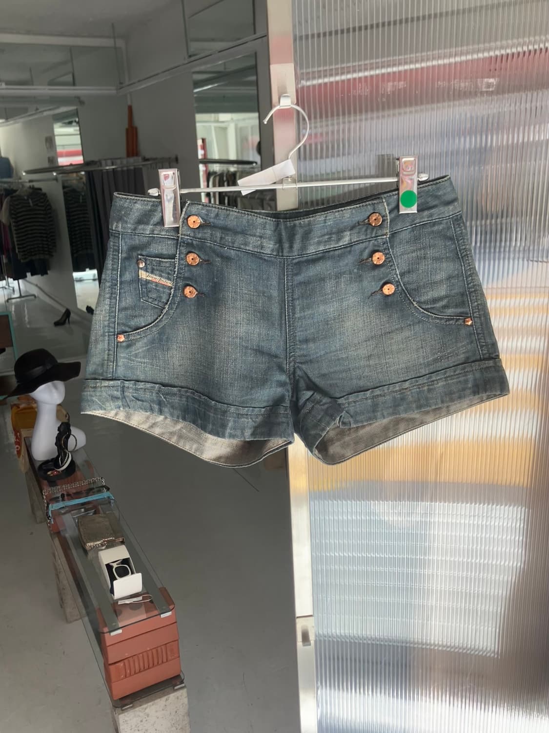 디젤 스냅숏팬츠 상품이미지1