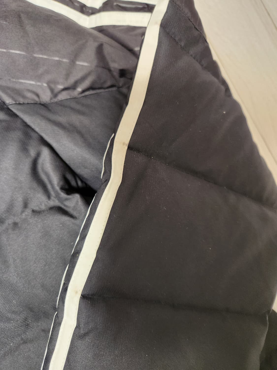 아디다스 티로15 롱패딩

사용감 및 흰부분들 때타있어요(사진참조,손빨래 상품이미지2