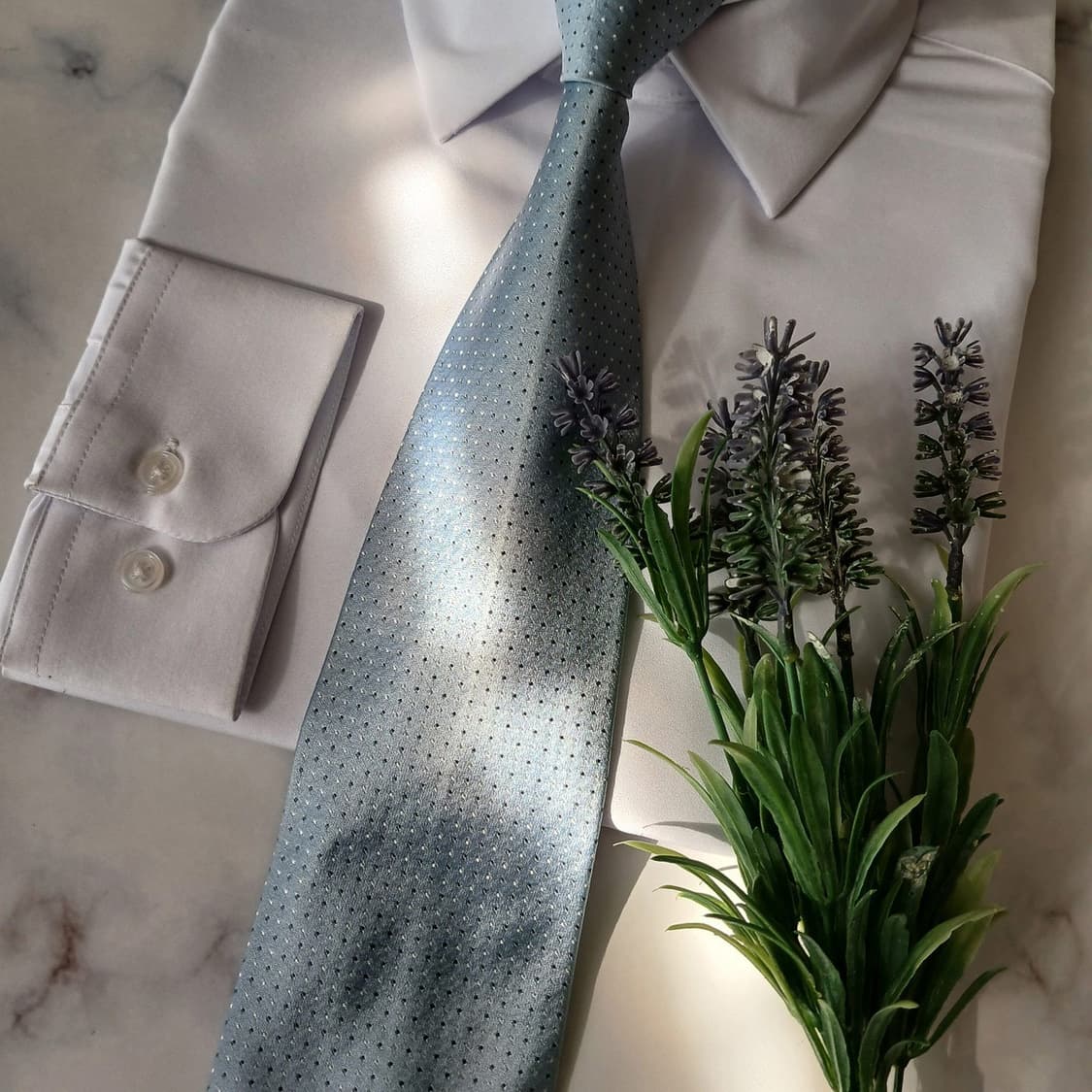 트루사르디 실크 스카이블루 도트 넥타이 8.7cm A+등급 A18951
 상품이미지5