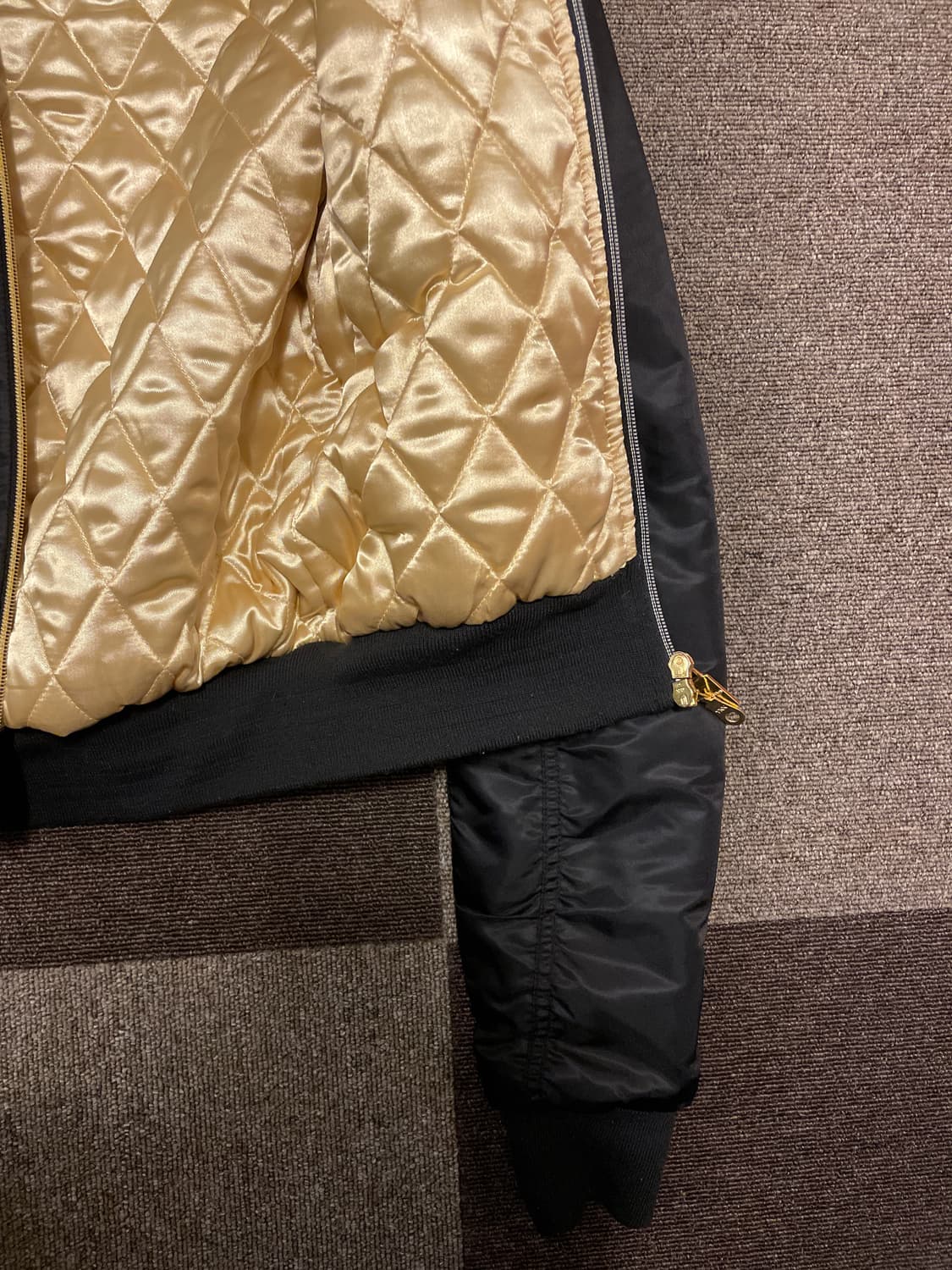 비비안 웨스트우드 퍼 다운 자켓  상품이미지3