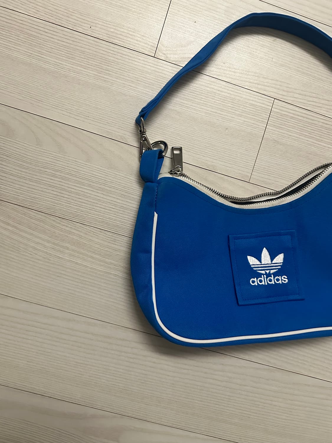 아디다스 업사이클링백  상품이미지3