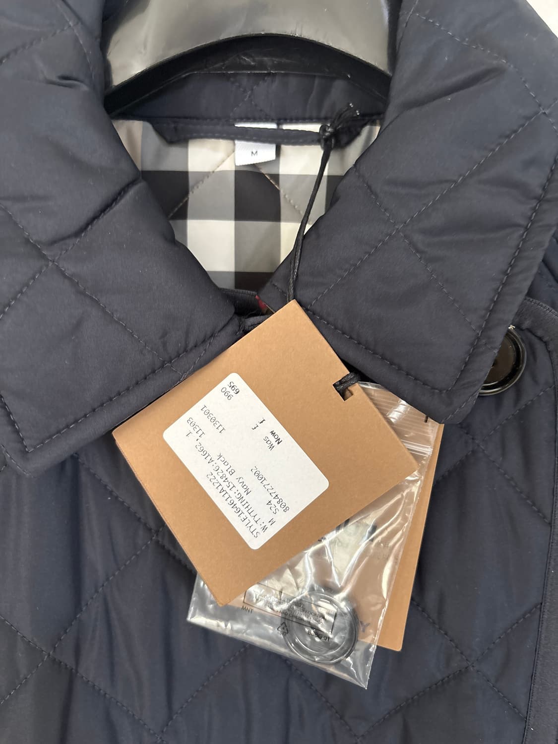 버버리 뉴타이팅 여성 롱 퀼팅 자켓 네이비 새상품 상품이미지2