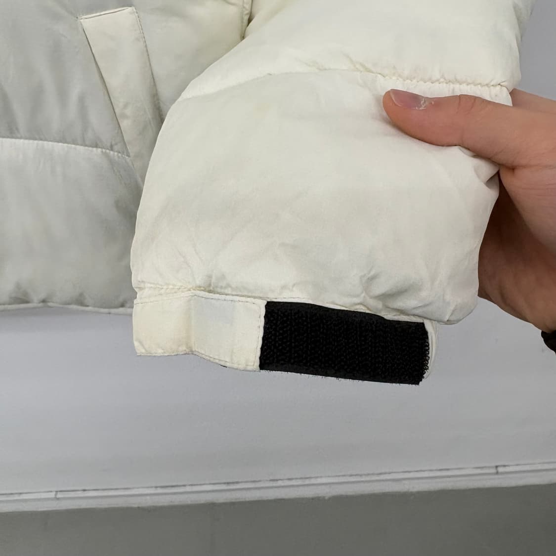 노스페이스 눕시 패딩 아이보리/블랙 남/L 상품이미지3