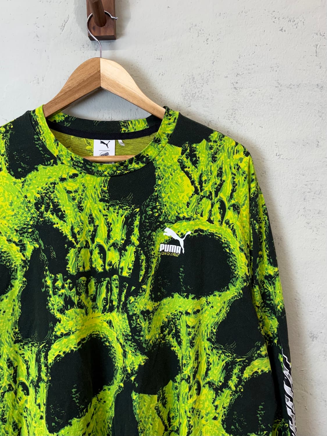 퓨마 산타크루즈 스컬 롱슬리브 상품이미지3