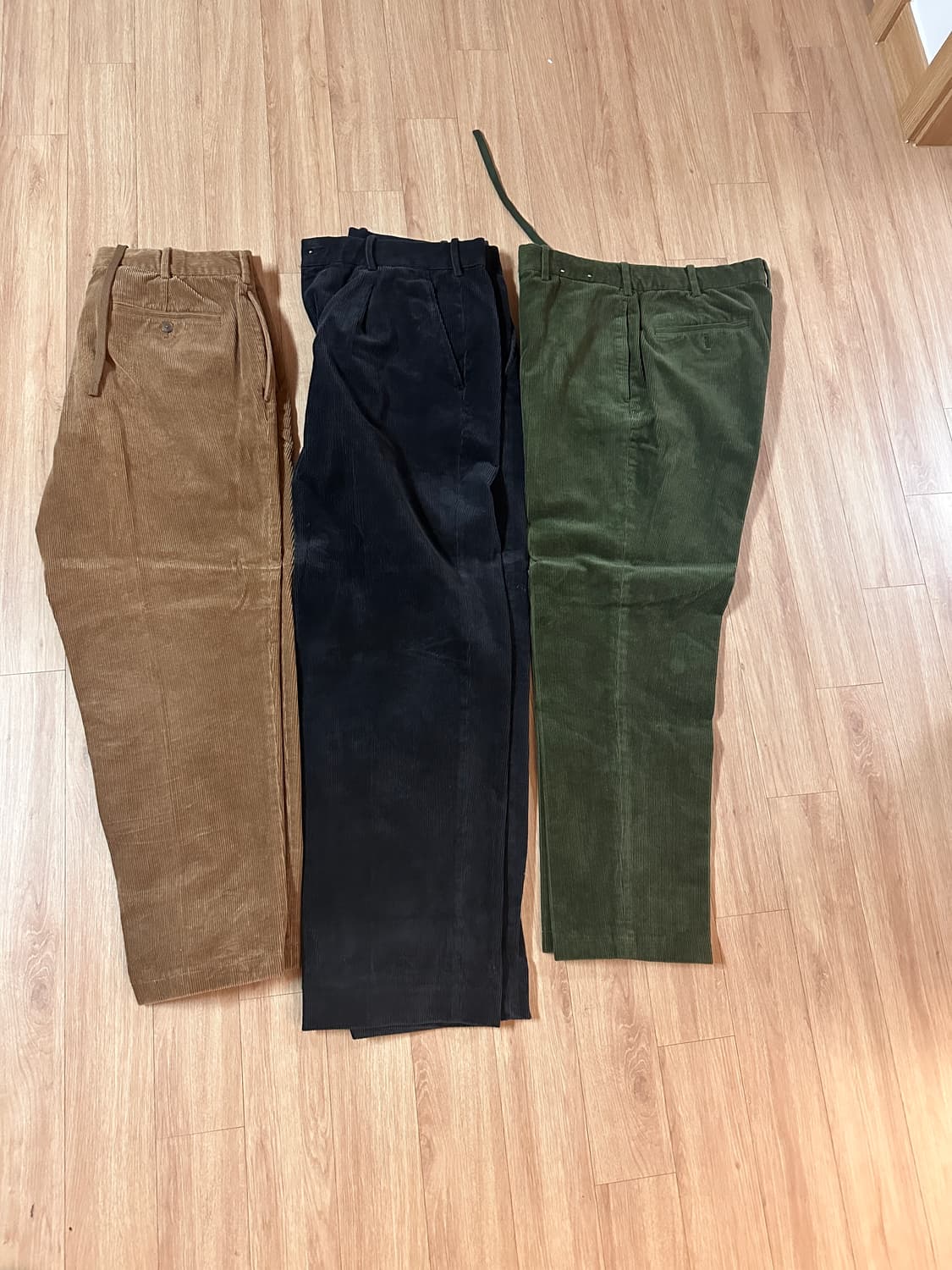 유니클로 코듀로이 팬츠 3개 일괄(L) 상품이미지1