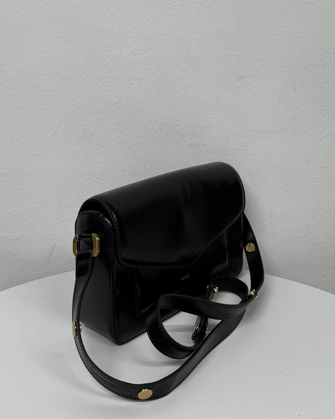 에르베 사첼 플랩 숄더 토트백 상품이미지2