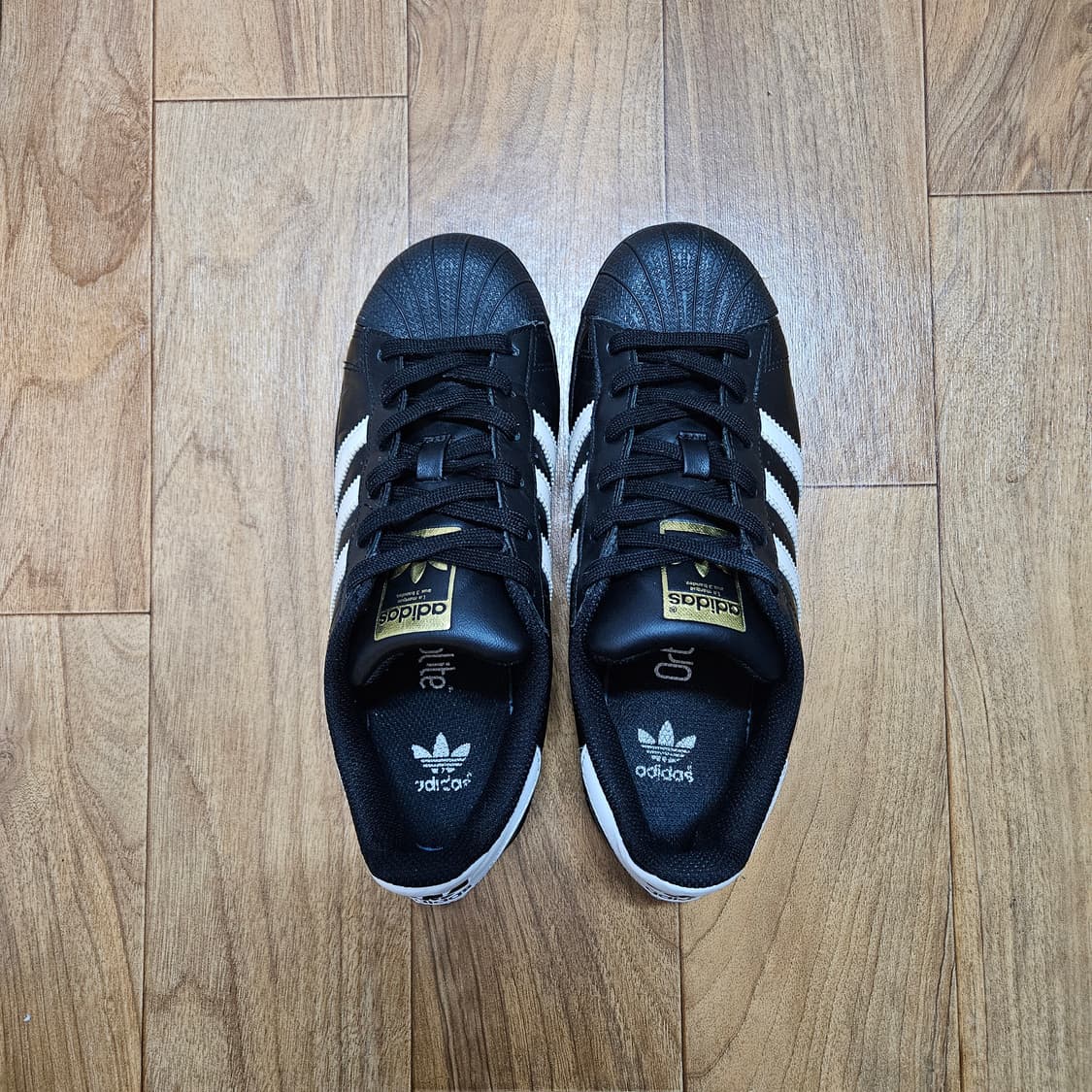 아디다스 슈퍼스타 240 상품이미지5