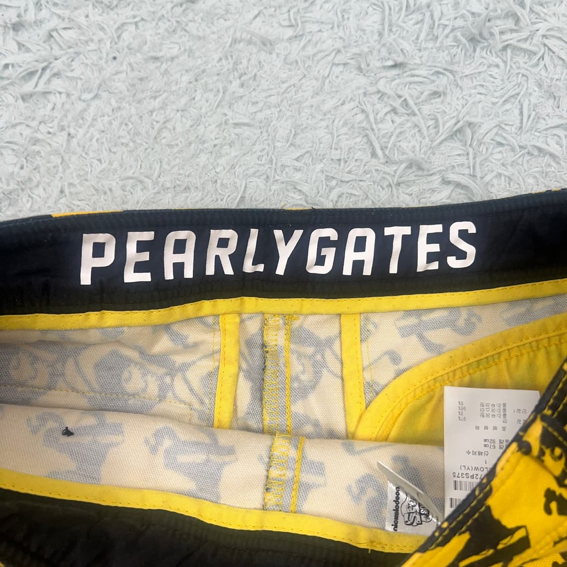 파리게이츠 x 스펀지밥 스퀘어팬츠 골프반바지 상품이미지4