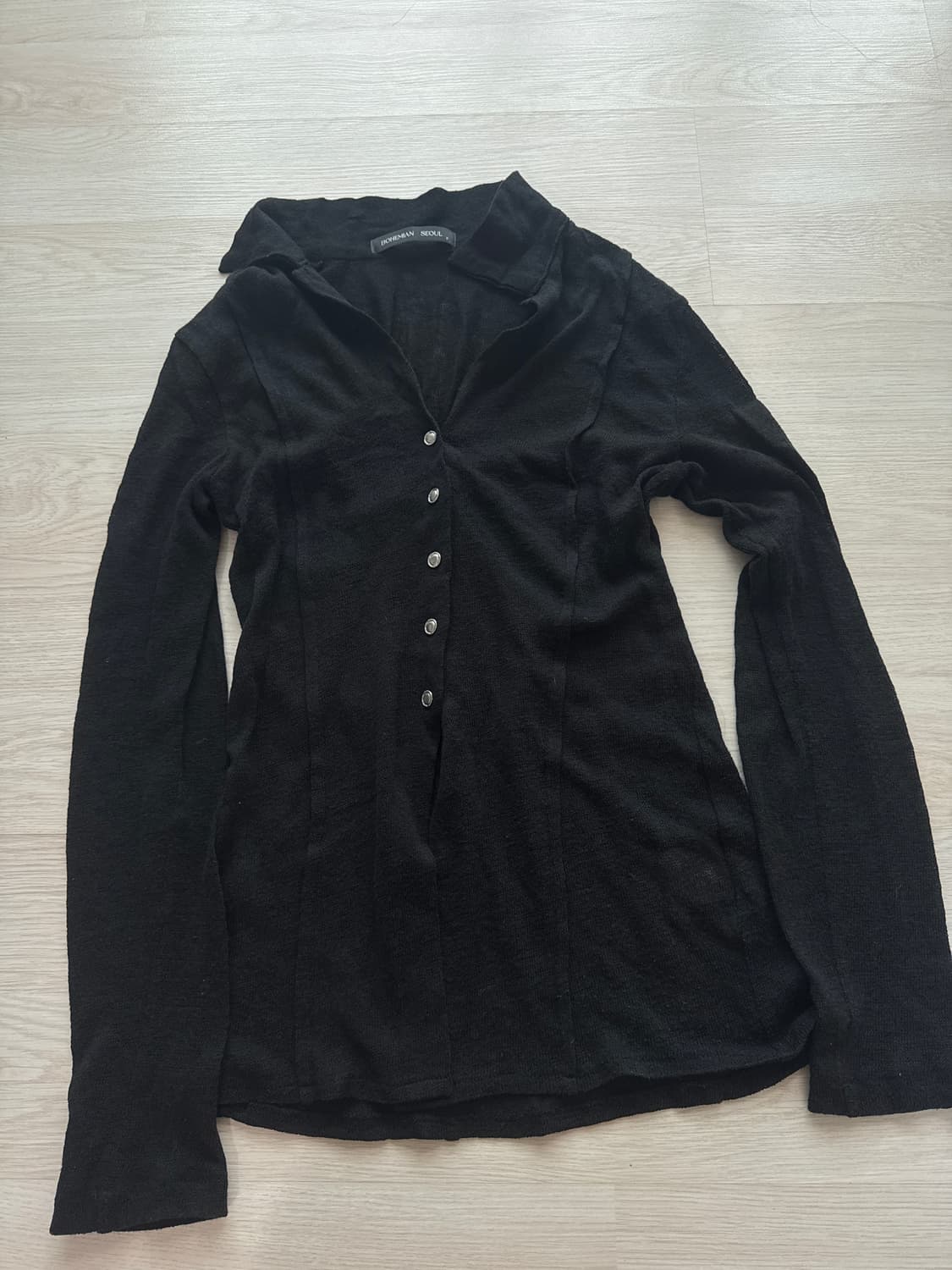 보헤미안서울 단추 롱슬리브 상품이미지1