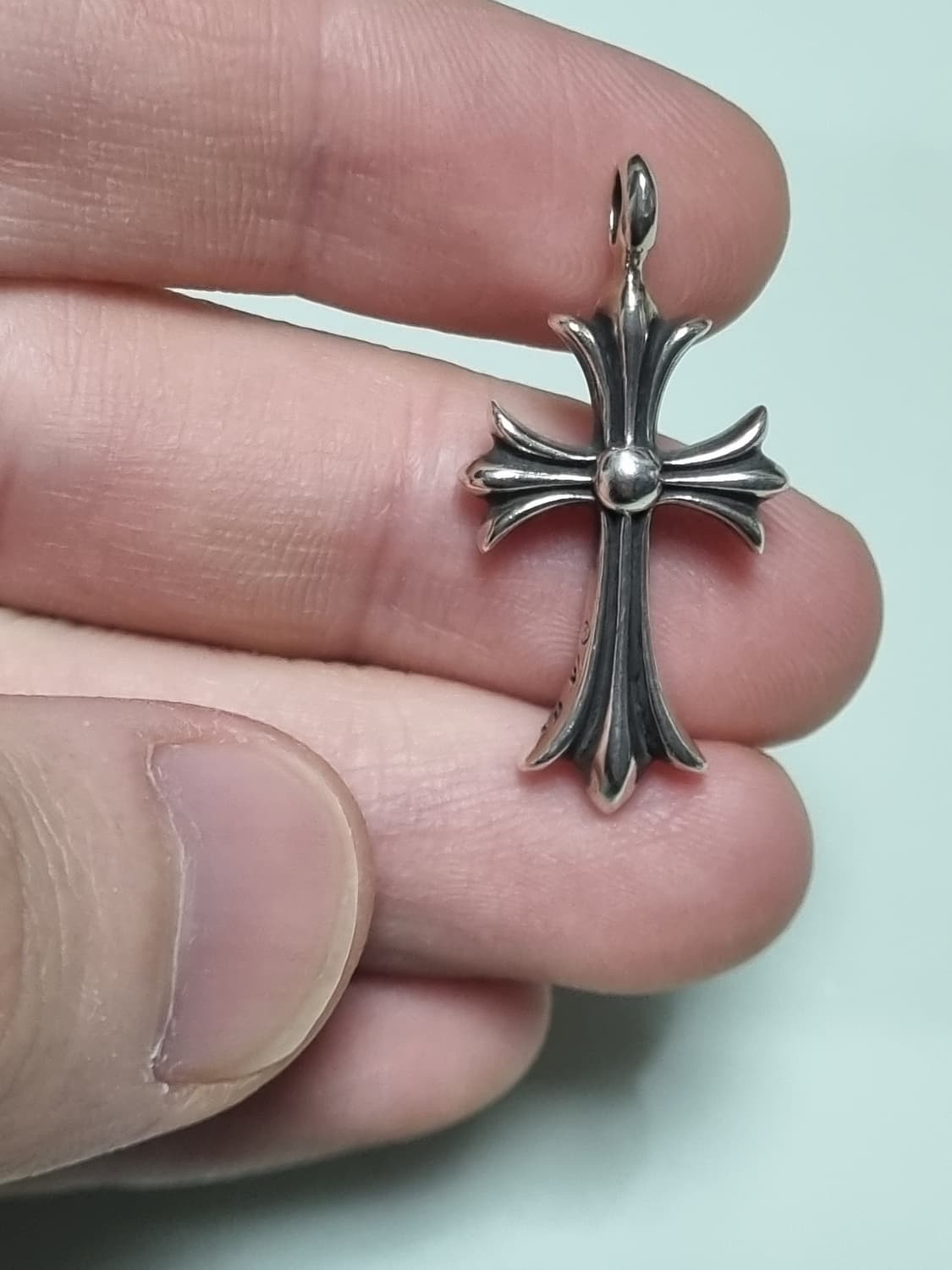 크롬하츠 크로스 펜던트 상품이미지1