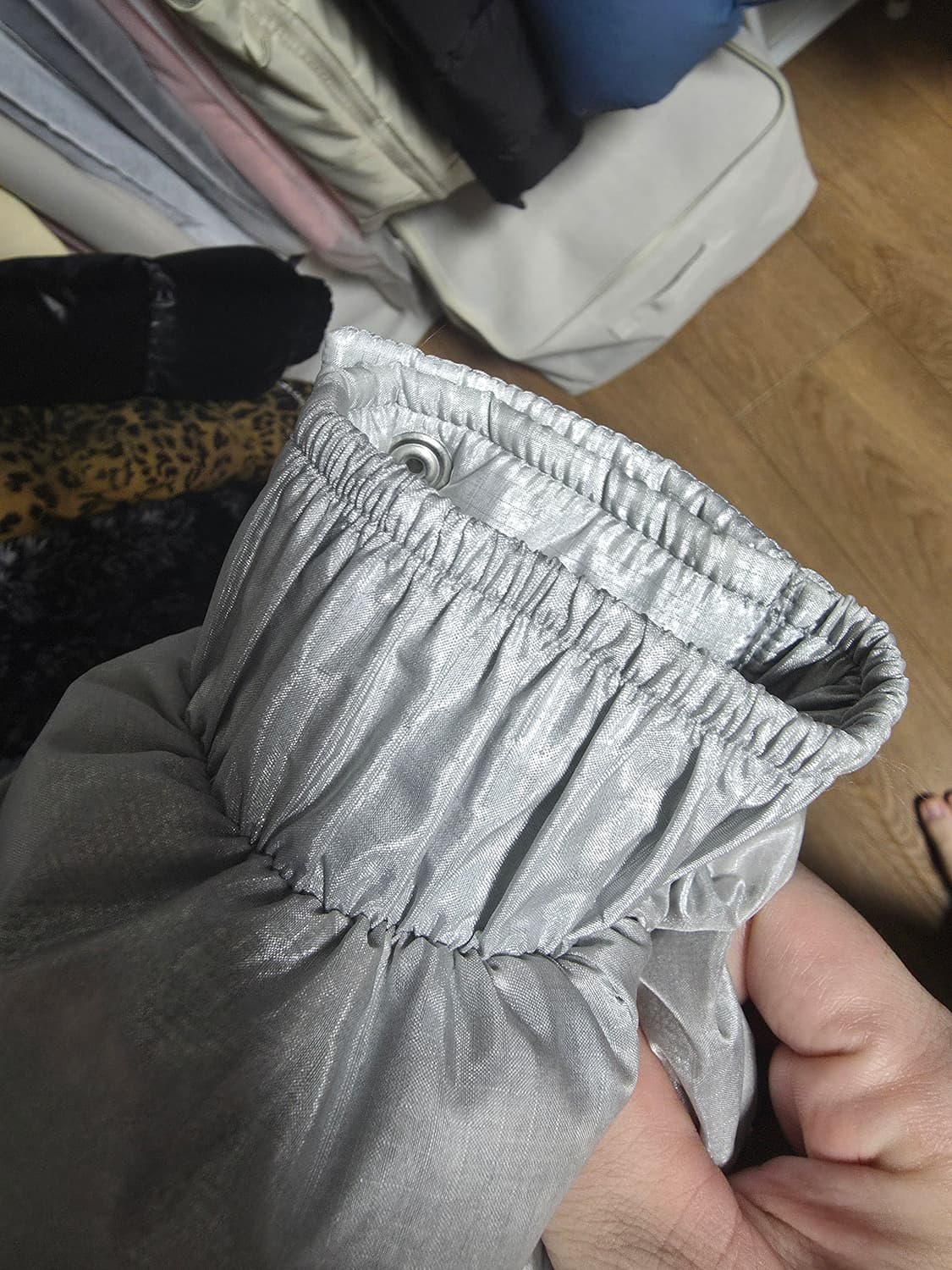 옌키옌키  패딩 실버그레이 s사이즈 판매해요 상품이미지9