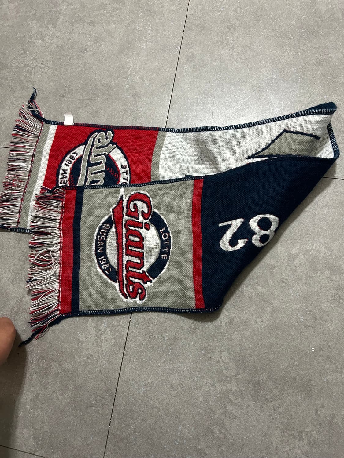 롯데자이언츠 1982 로고그래픽 레플리카 머플러  상품이미지4