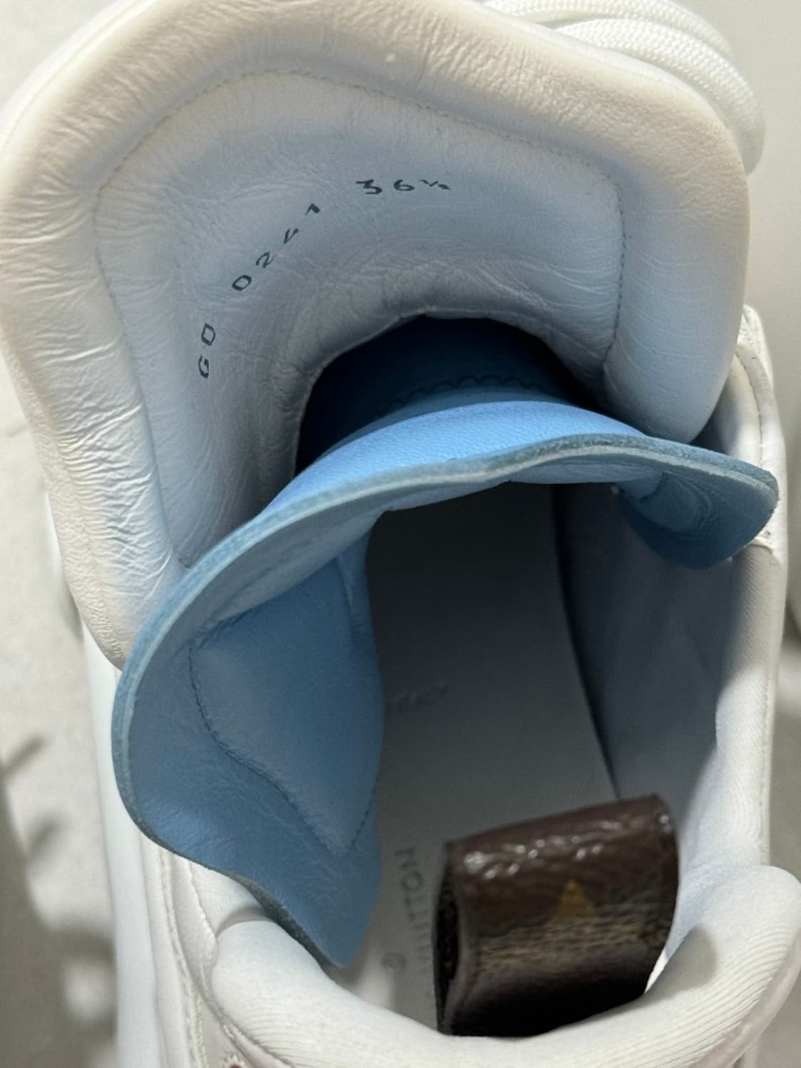 루이비통 아치라이트 235 상품이미지8