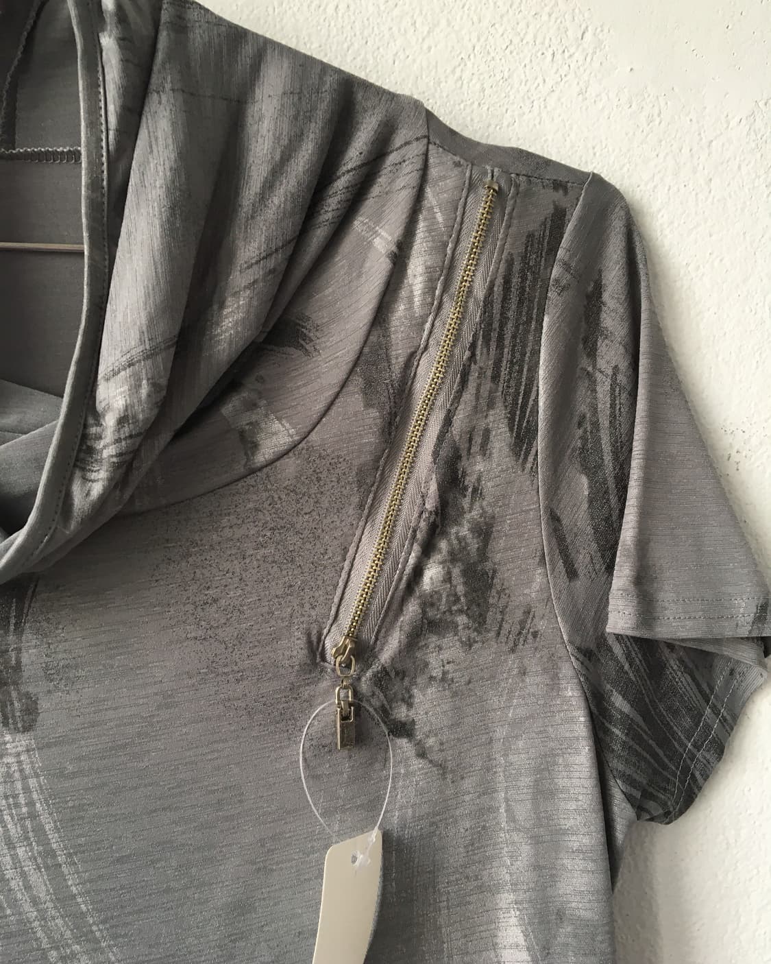 Drape point high neck t shirt 상품이미지6