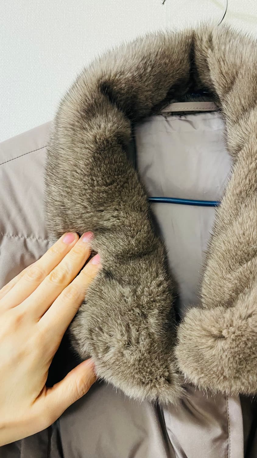 새상품) 미샤 천연 밍크퍼 카라 구스다운 패딩 롱 코트 정가 130만원대 상품이미지5