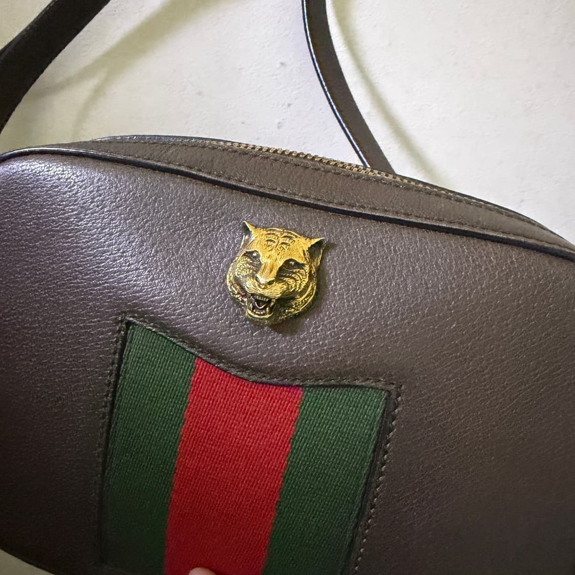 구찌 타이거  애니멀 디스코 크로스백 상품이미지4