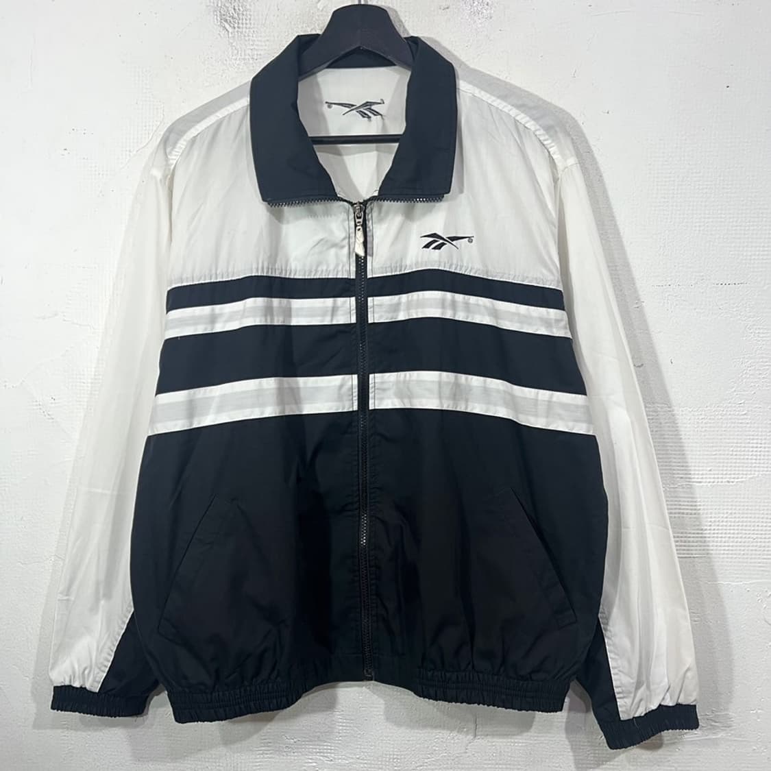 리복 올드스쿨 바람막이 상품이미지2