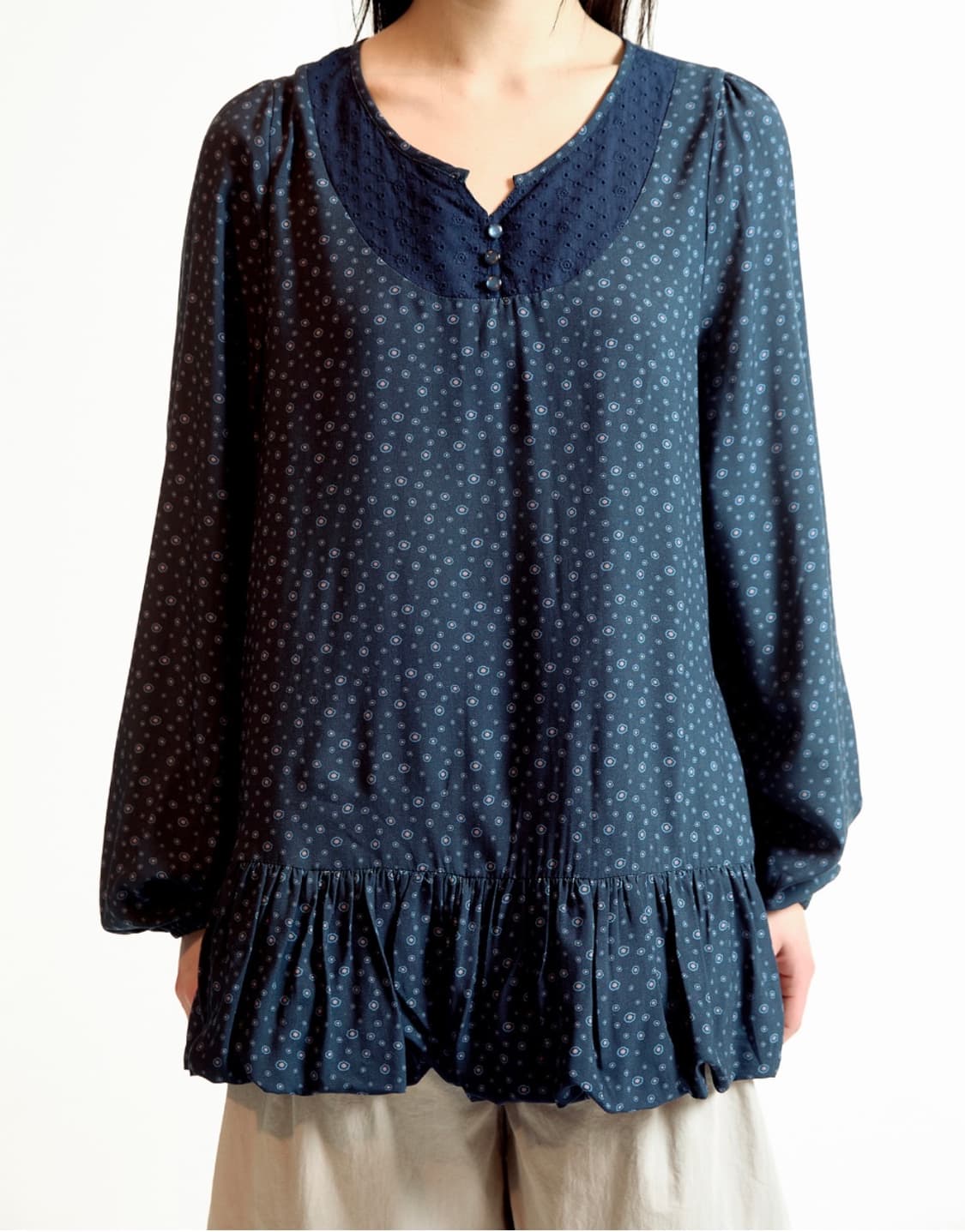 코이세이오-DUDU PUFF BLOUSE NAVY 상품이미지2