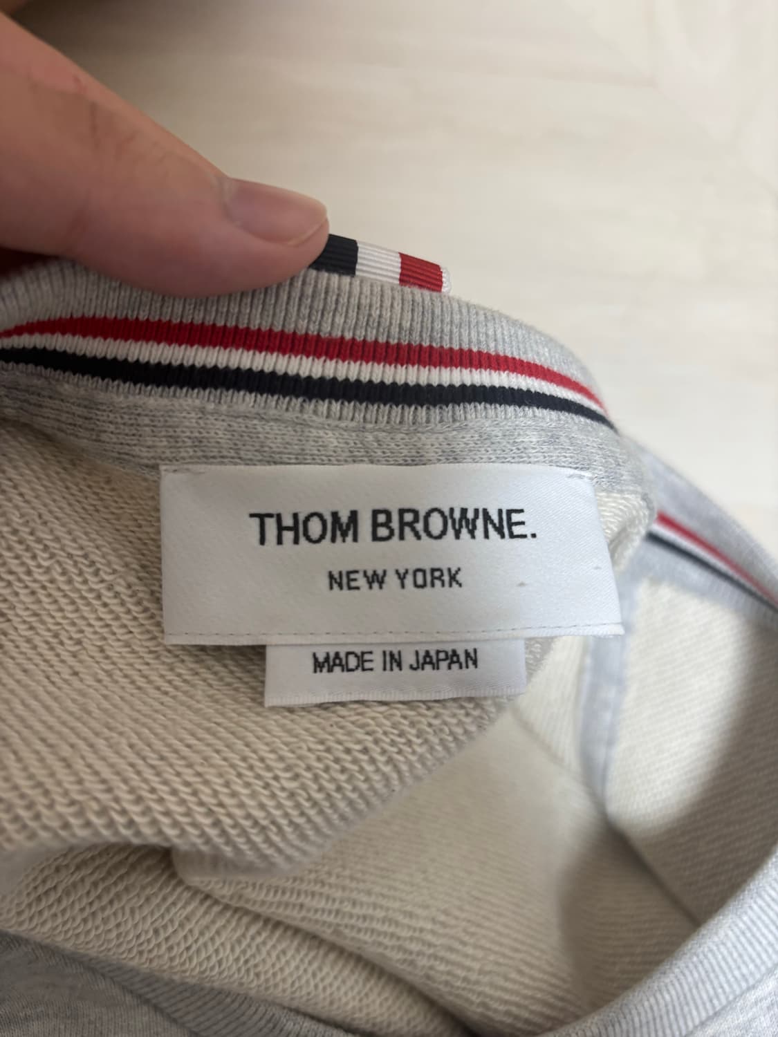 톰브라운 맨투맨 3사이즈 상품이미지4