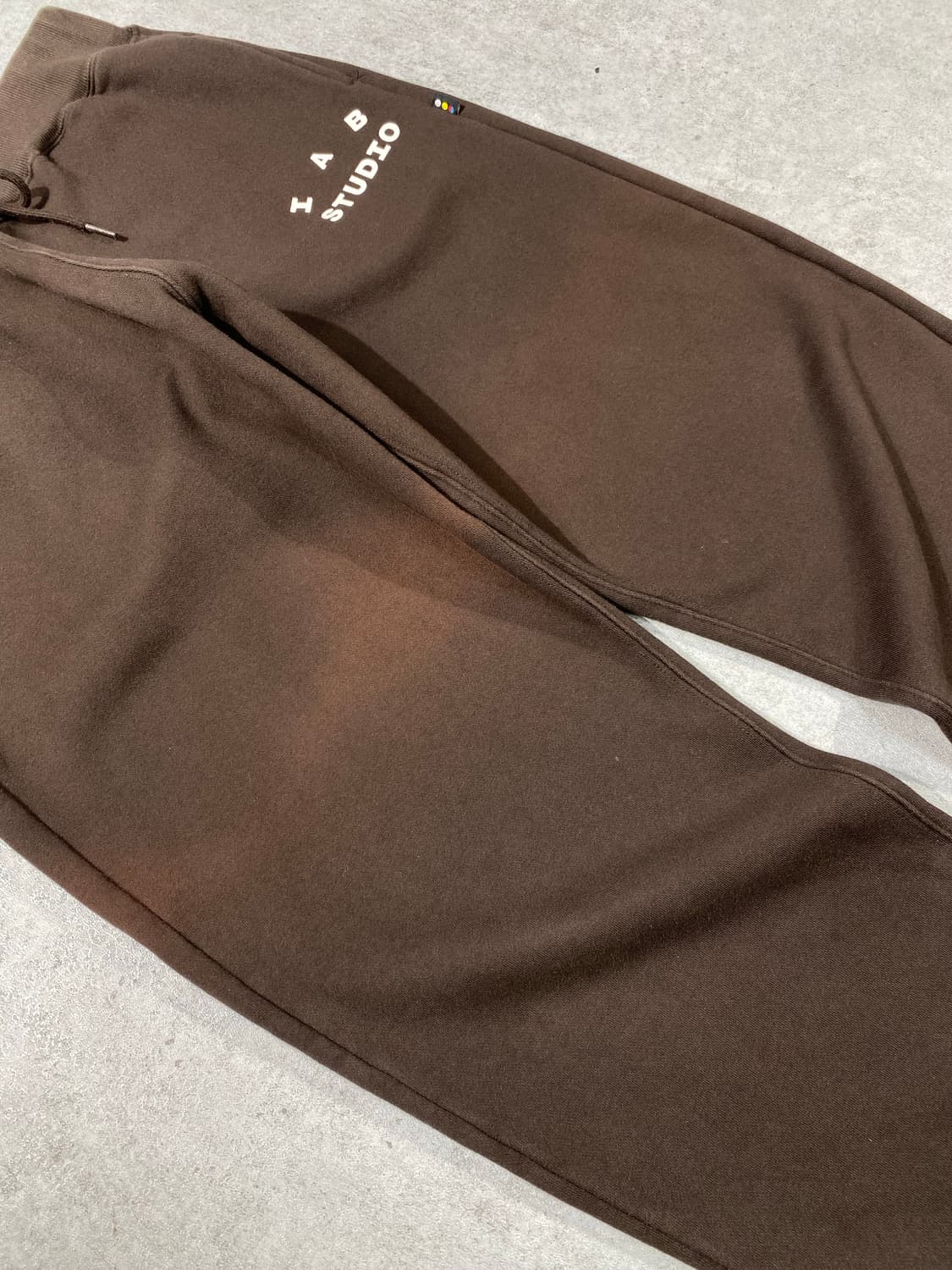[L] I.A.B STUDIO 아이앱 스튜디오 브라운 스웻 조거팬츠 상품이미지4