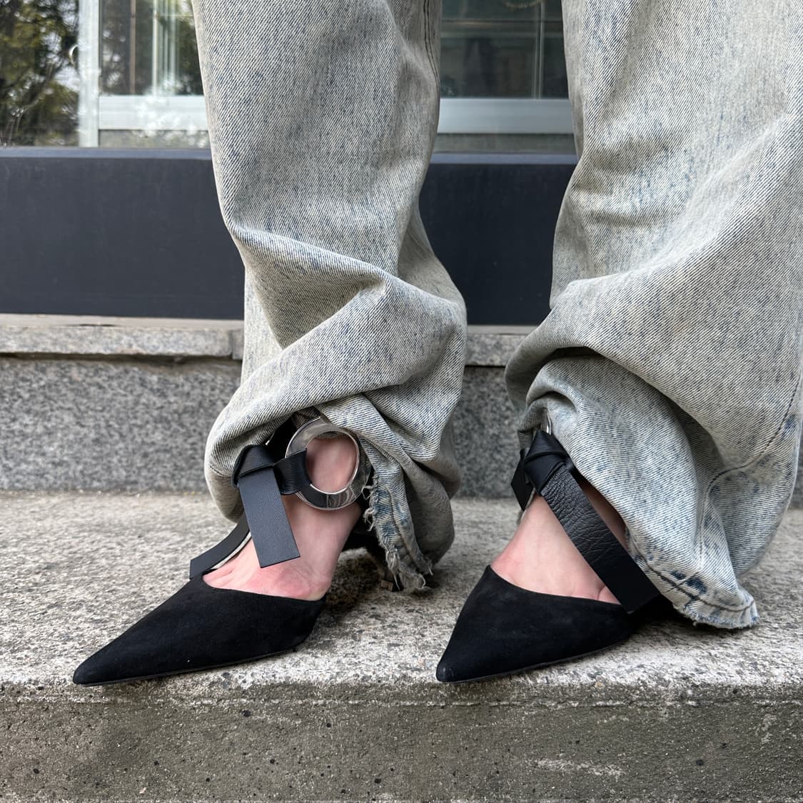 00s 블랙 프로엔자 슐러 가죽 포인트 힐 상품이미지2