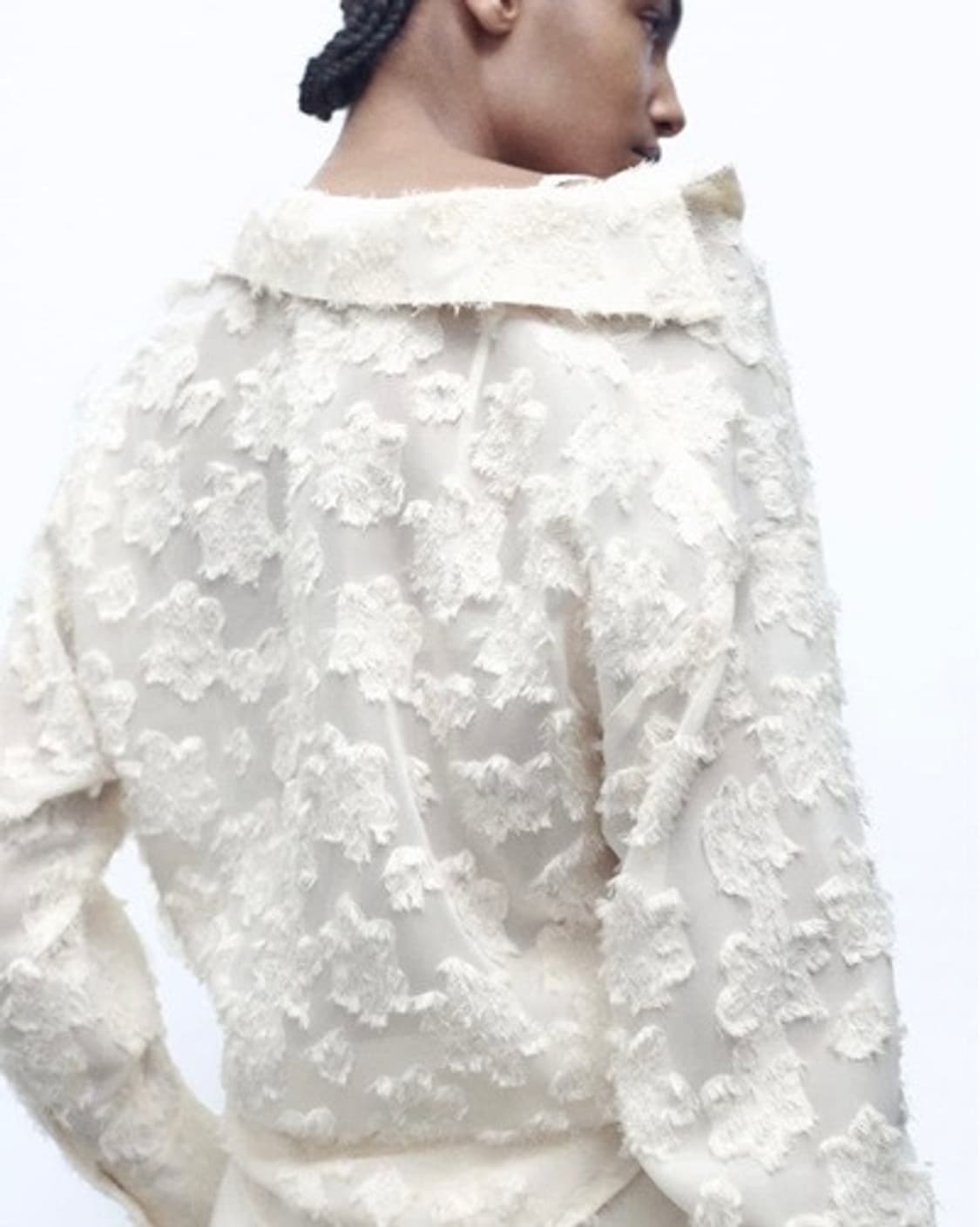 자라 컷아웃 플라워 블라우스  상품이미지2