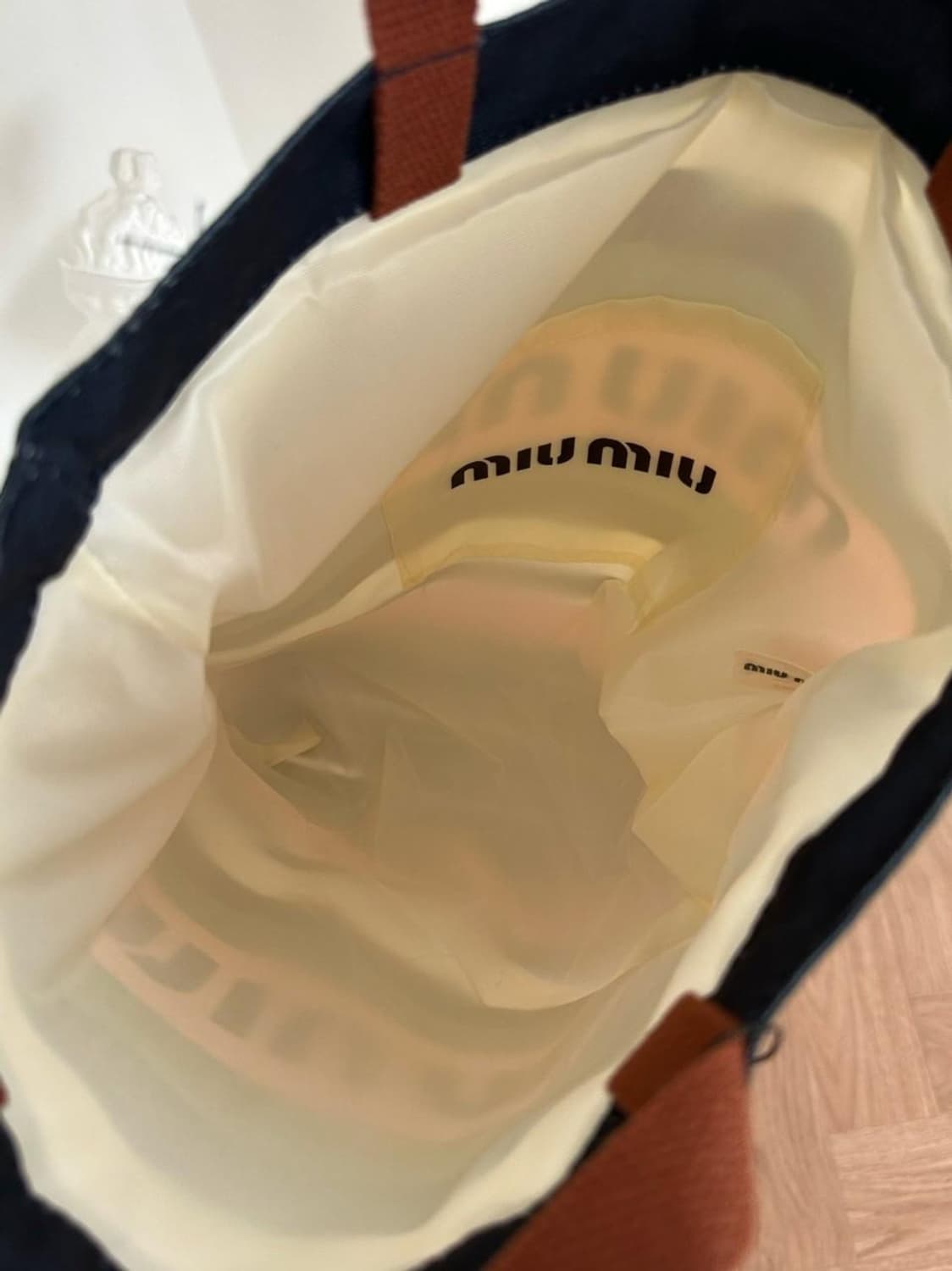 미우미우 뷰티 스트라이프 에코백 기프트백 핑크 상품이미지6