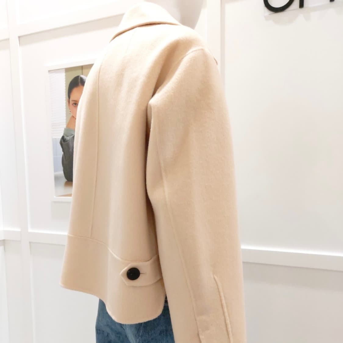 온앤온 더블 단추 숏 코트 상품이미지5