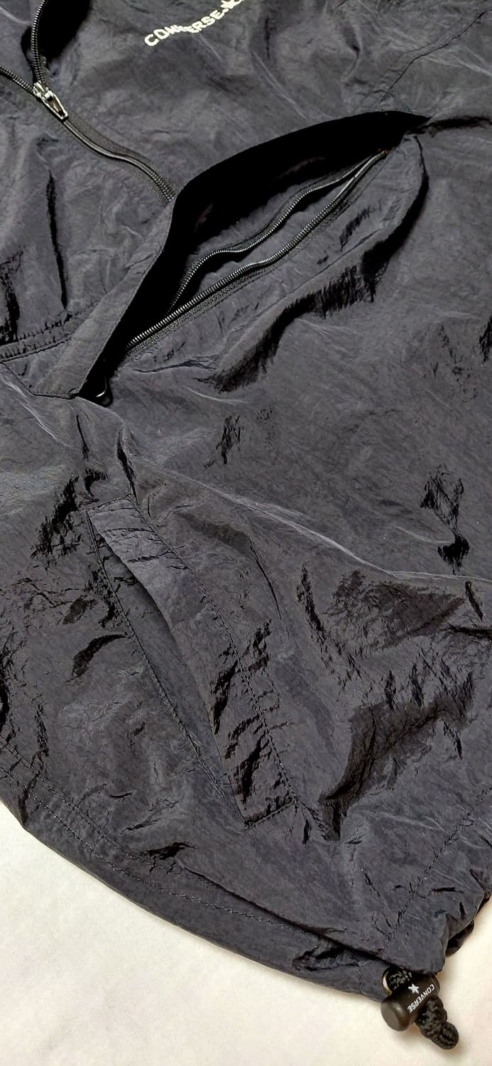 [95] CONVERSE 올블랙 로고 자수 아노락 바람막이(남녀공용) 상품이미지5