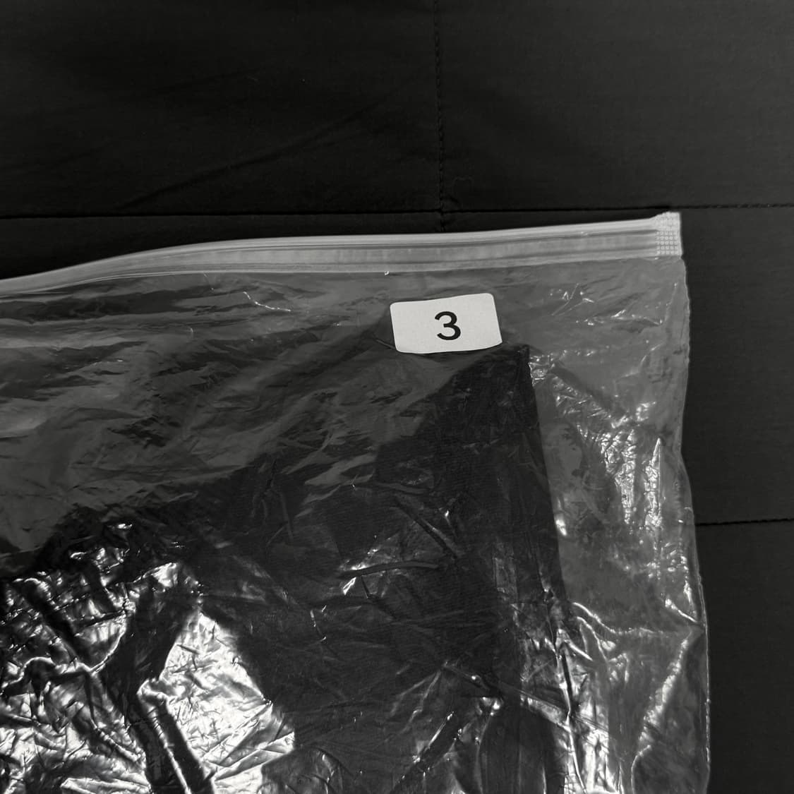 칸예웨스트 콘서트 MD 이지 SS-01 맨투맨 3 사이즈 블랙 새상품 상품이미지2