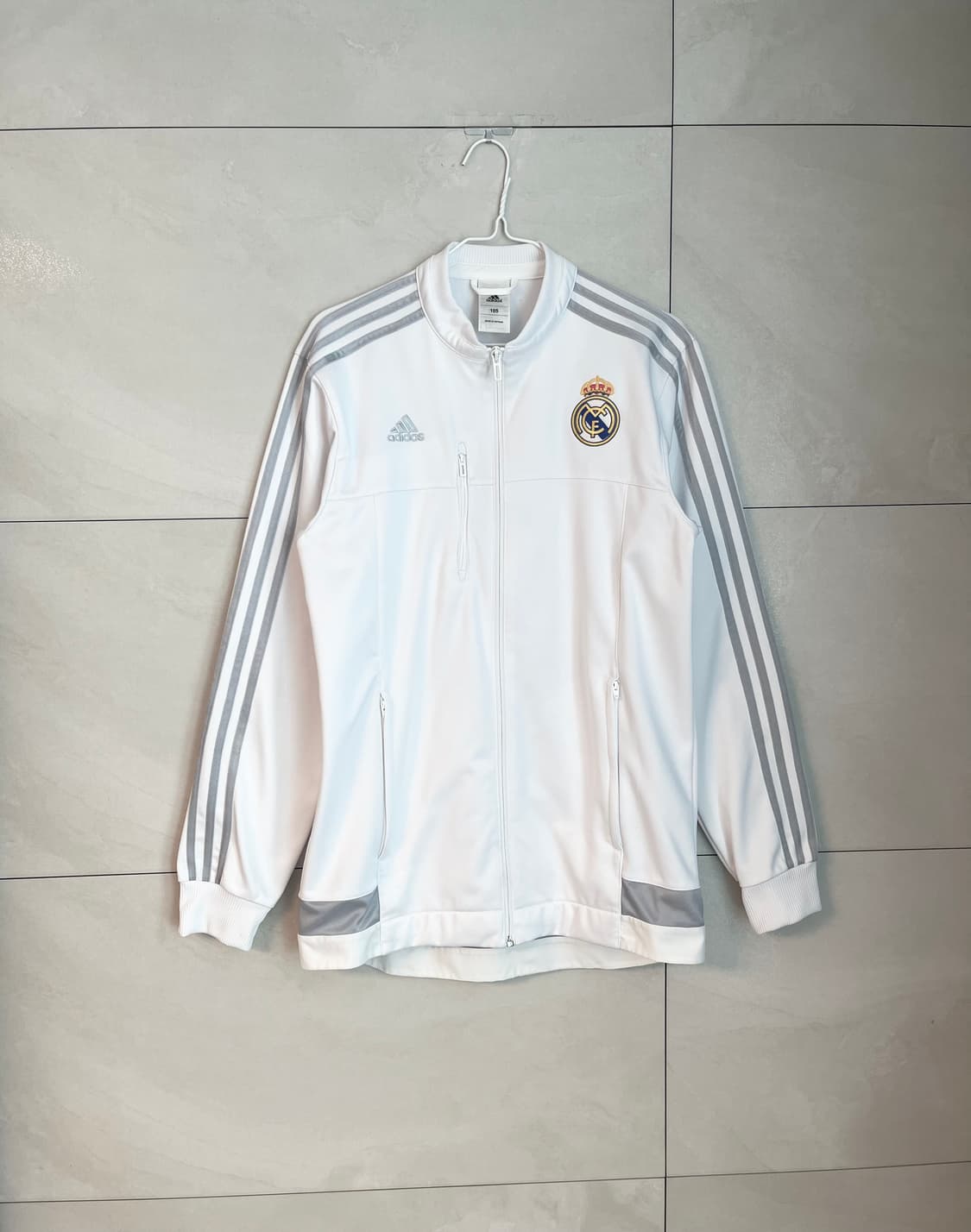 [105] 아디다스X레알마드리드 극희귀 대장 져지 흰,실버 라인  상품이미지1