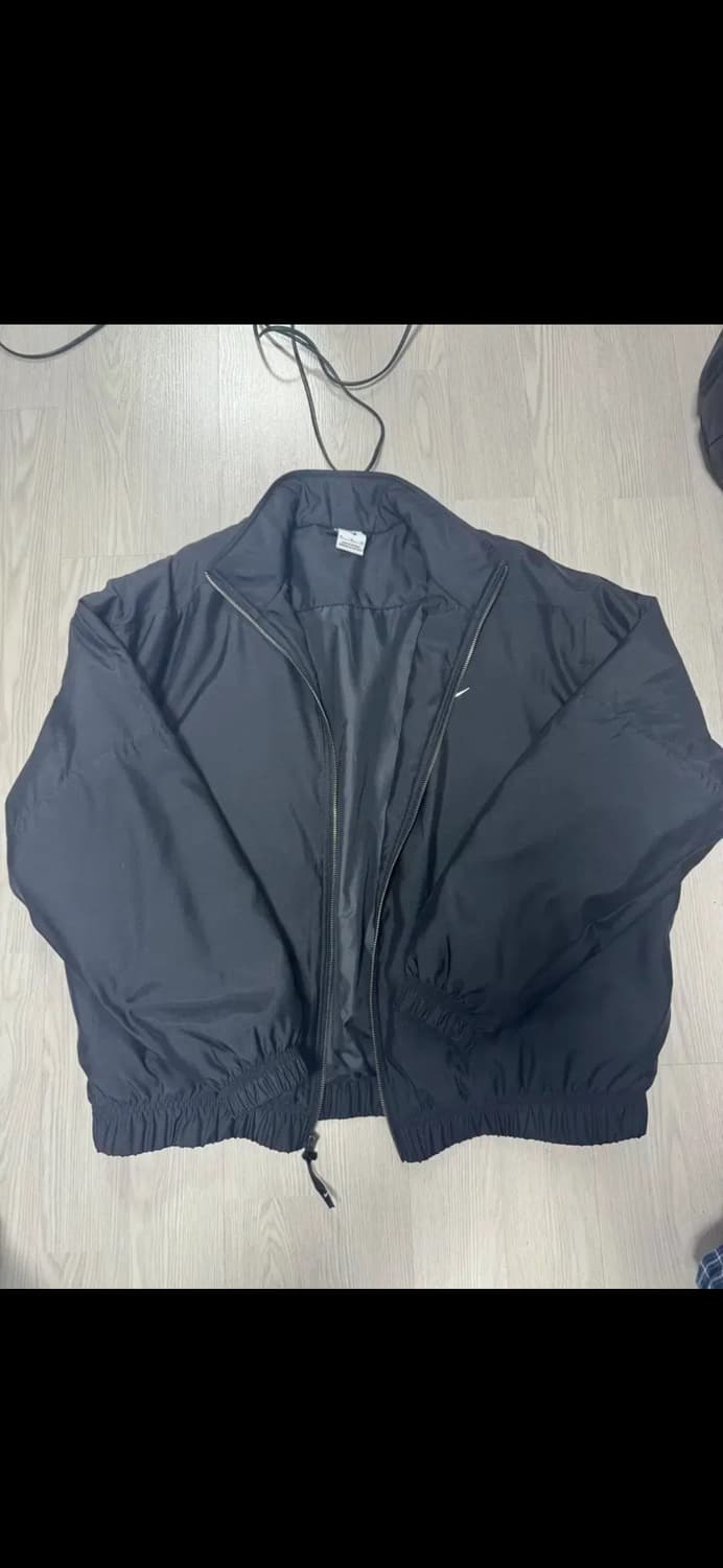 나이키 NRG 솔로 스우시 사틴 봄버 자켓 블랙 상품이미지2