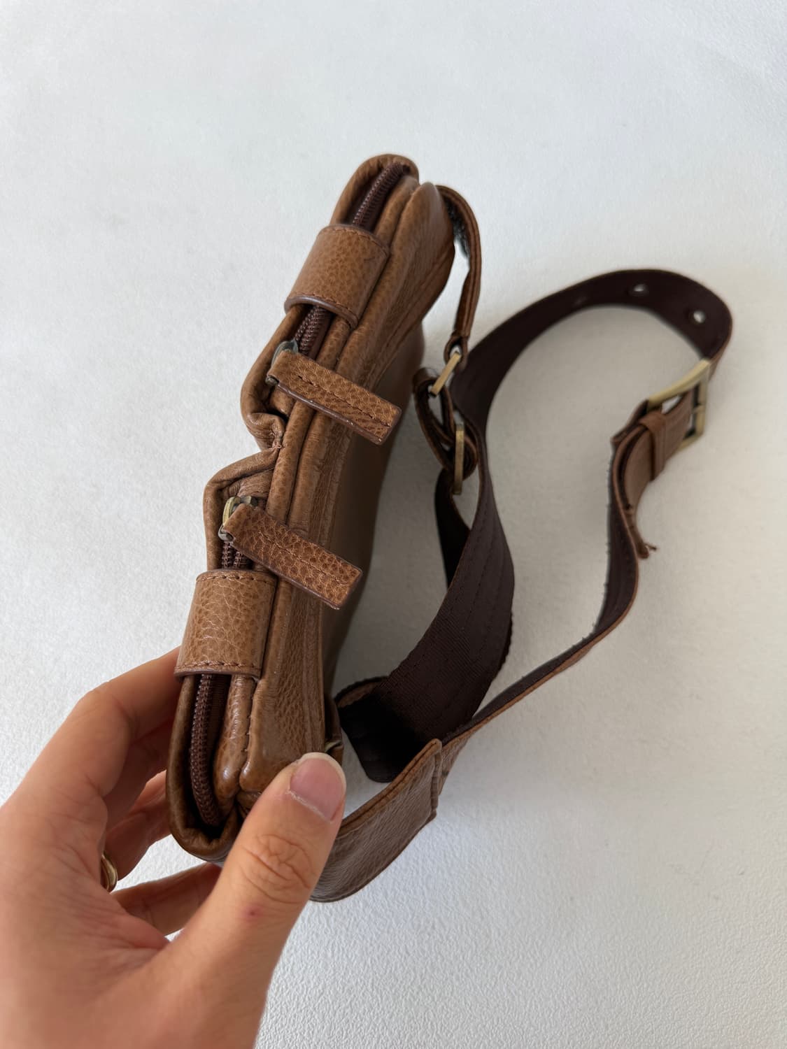 Pre owned 레더 힙색 보조가방 상품이미지3